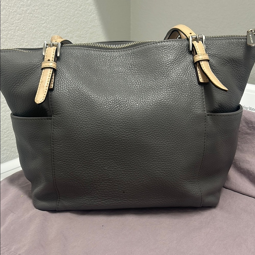 Michael Kors Gray and Tan Shoulder Bag with Gold Accents - Picture 4 of 6